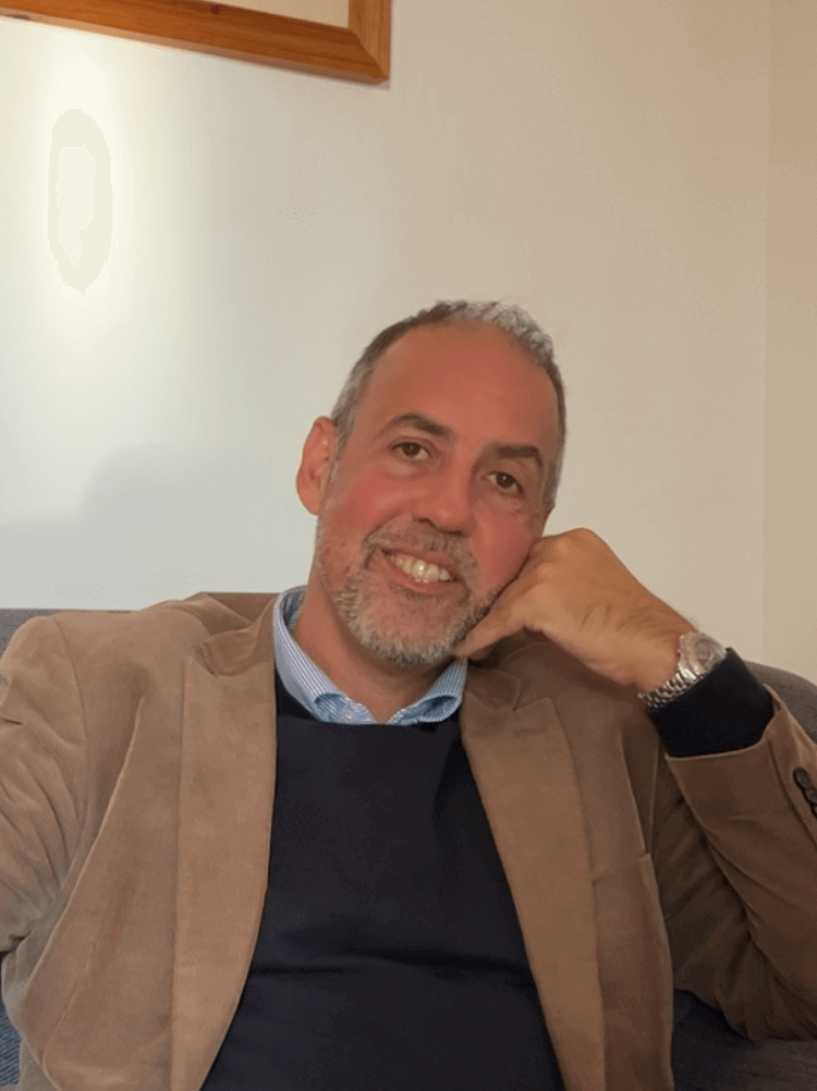 Studio di psicoterapia psicoanalitica a Roma Piramide - Walter Iacobelli - Walter Iacobelli psicoterapeuta dello studio di Psicoterapia Psicoanalitica a Roma Piramide